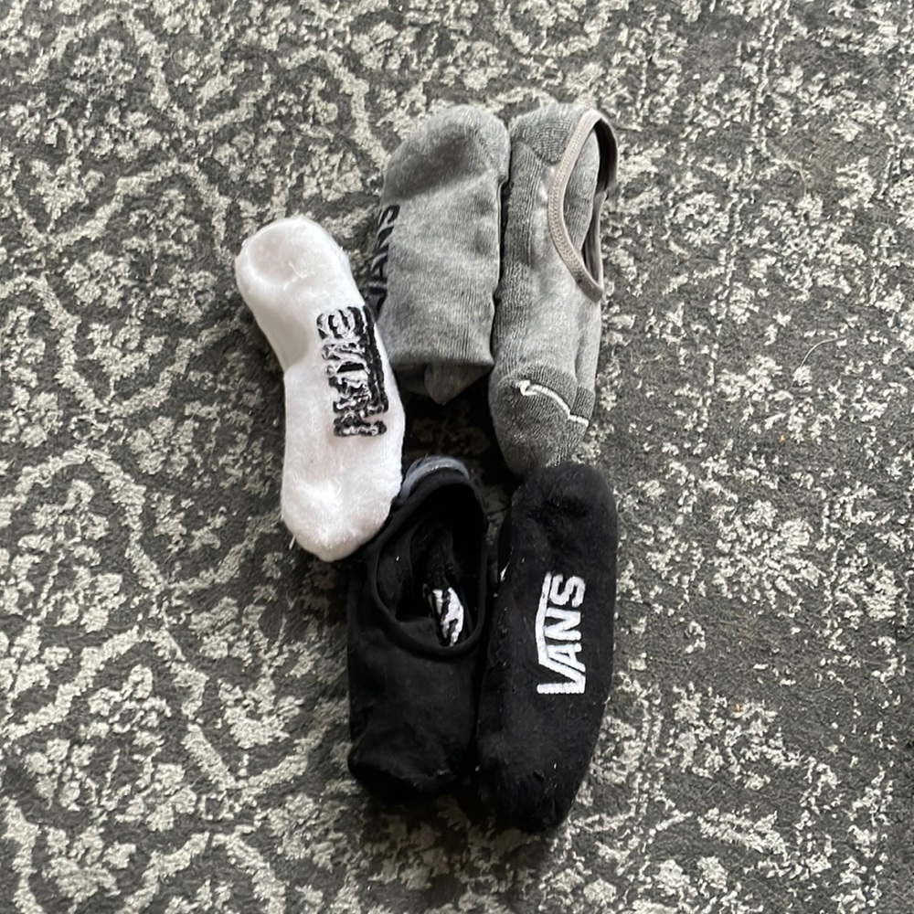Vans no show socks